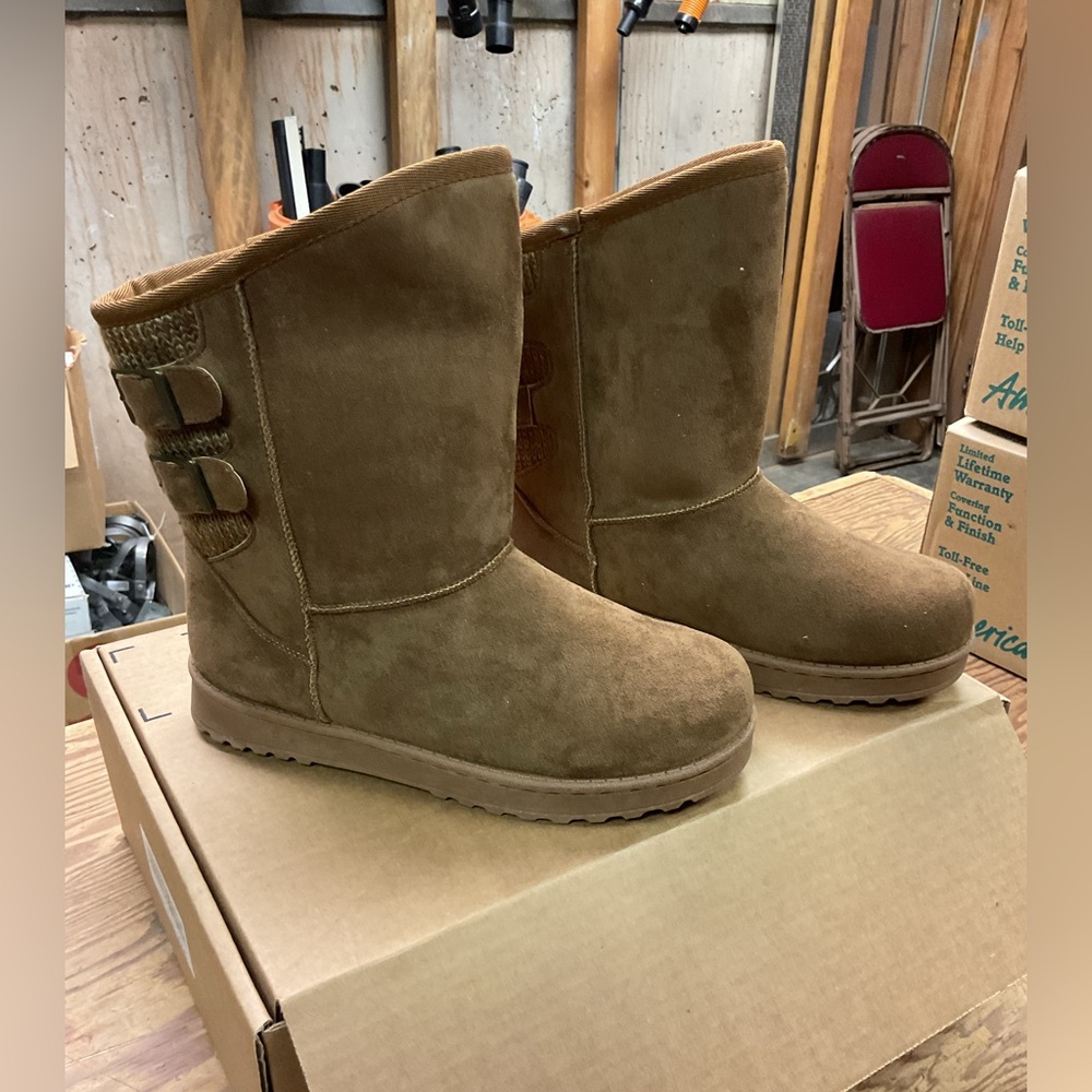 Brown Suede, fur-lined Boots with Buckle Detail